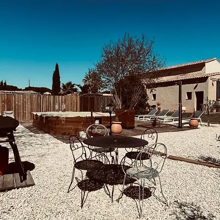 L Atelier 3 Etoiles Avec Piscine Le Jas Des Oliviers Holiday home *
